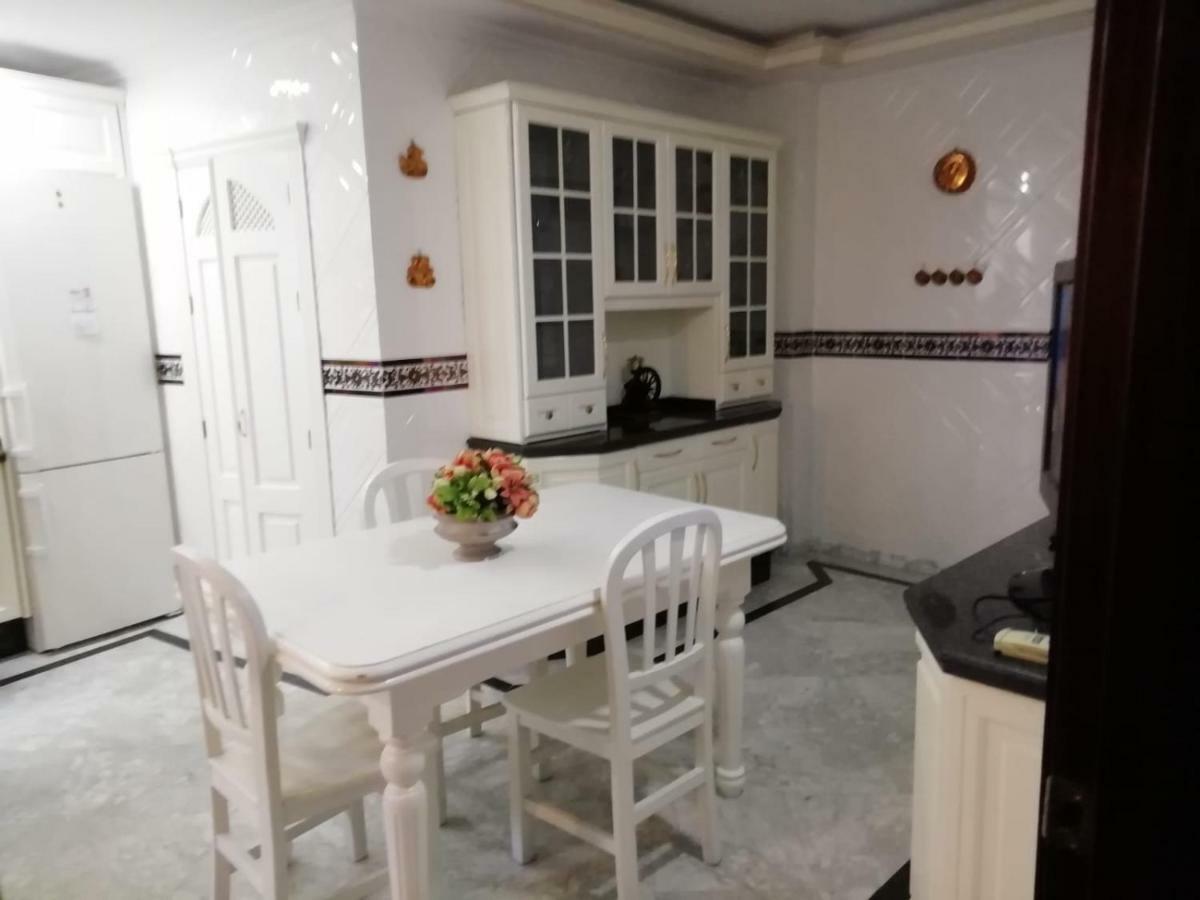Wish Suite Central De Sevilla Экстерьер фото