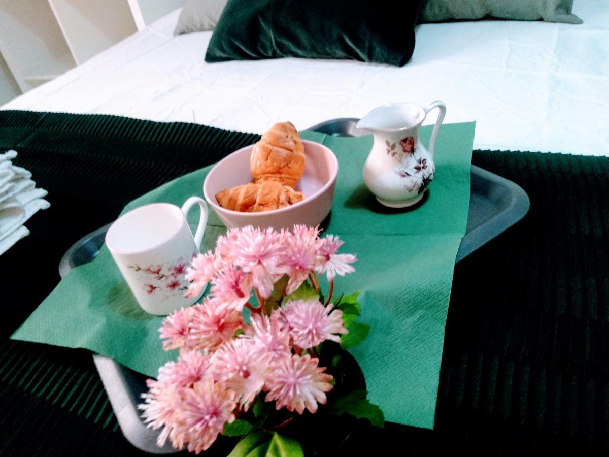 Wish Suite Central De Sevilla Экстерьер фото