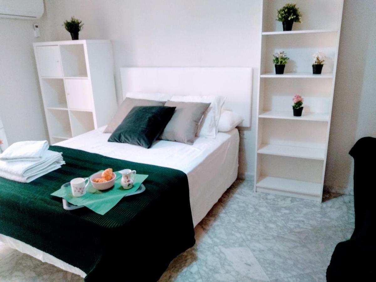 Wish Suite Central De Sevilla Экстерьер фото